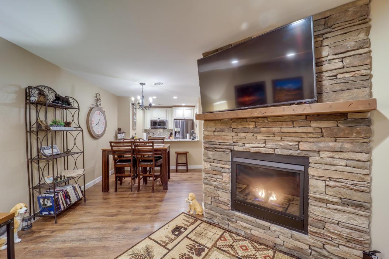 Cozy Banner Elk Condo With Fireplace And Lookout Deck! Kültér fotó